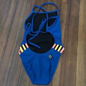 “Gavin” jolyn swimsuit size 26 tie back.